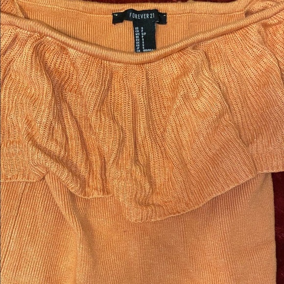 Top 😍 - Picture 3 of 4